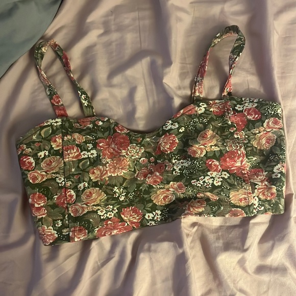 Brandy crop top - Picture 1 of 3